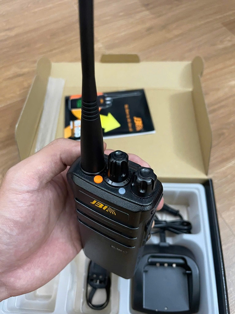 bộ đàm jbl bl-585