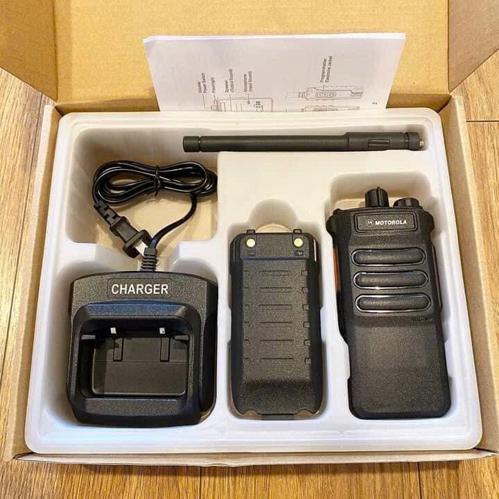 bộ đàm motorola cp-108 plus