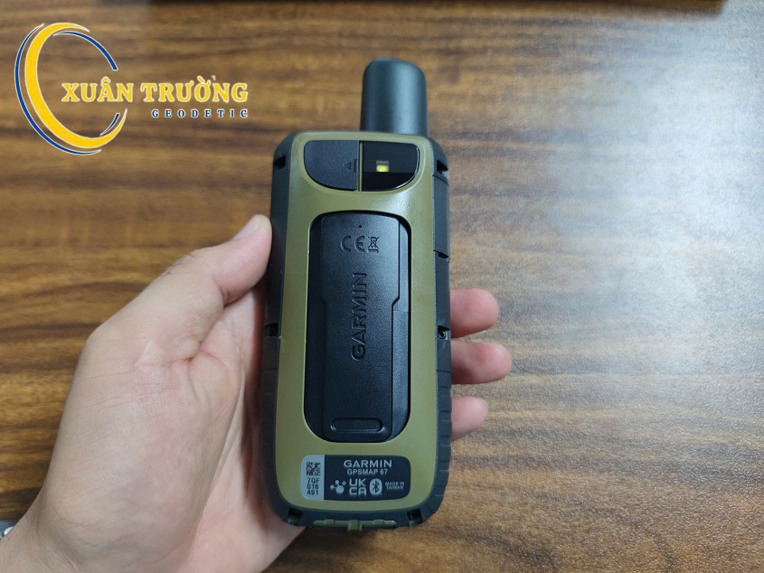 máy gps cầm tay garmin 67