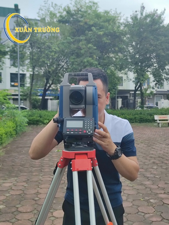 máy toàn đạc điện tử sokkia im52